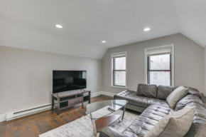 Pet-Friendly Malden Apartment 7 Mi to Boston!
